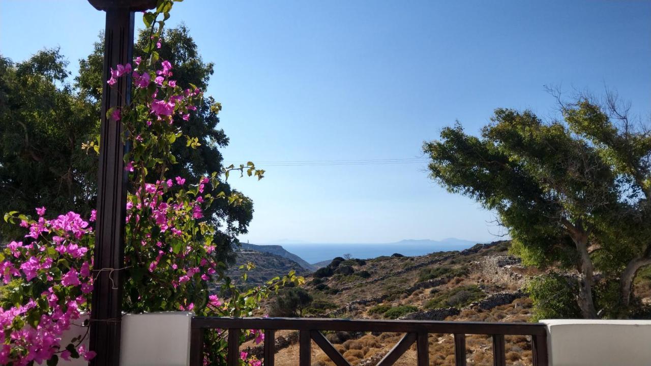 Chora Place Sikinos Bagian luar foto